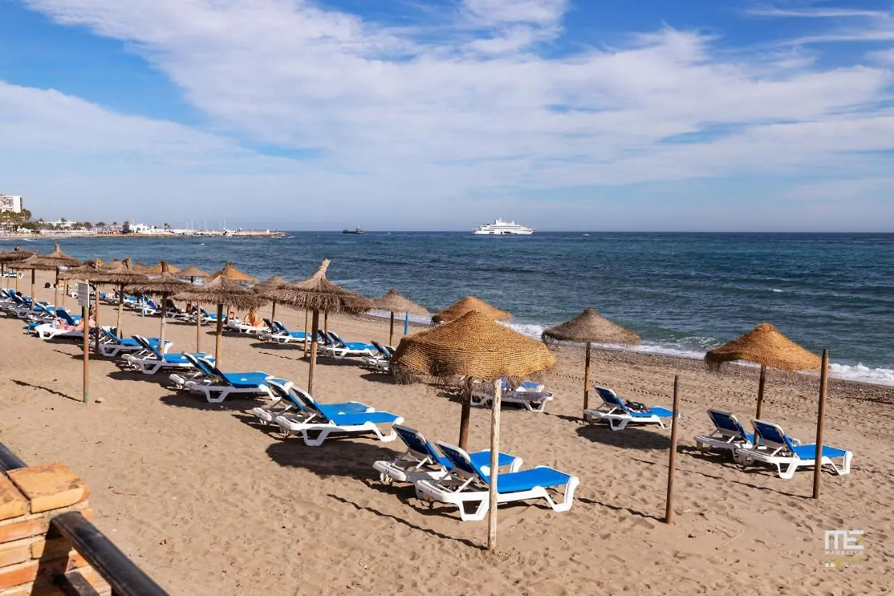 Apartamento Junto Al Faro .Marbella Centro.Vistas Mar Y El Puerto. 0*, Marbella Spain